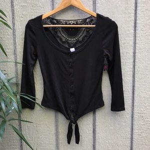 NWT No Boundaries embroidered lace knot black top